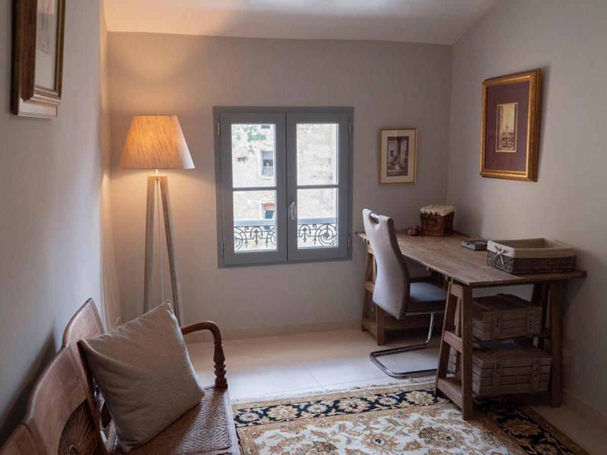 Апартаменты Cozy Nest In The Center Of Isle Sur La Sorgue For 4 People Л'Иль-сюр-ла-Сорг Экстерьер фото